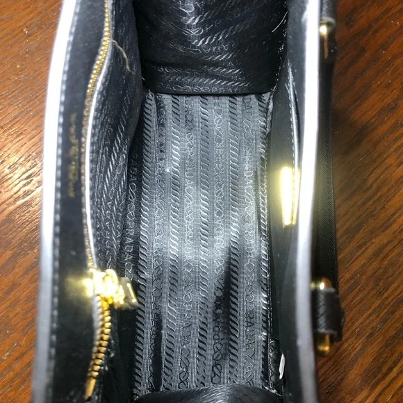 Prada Leather Bag Unverified - Picture 6 of 8